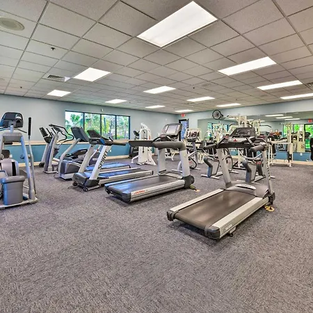 Pet-Friendly Resort Home Private Pool And Spa!